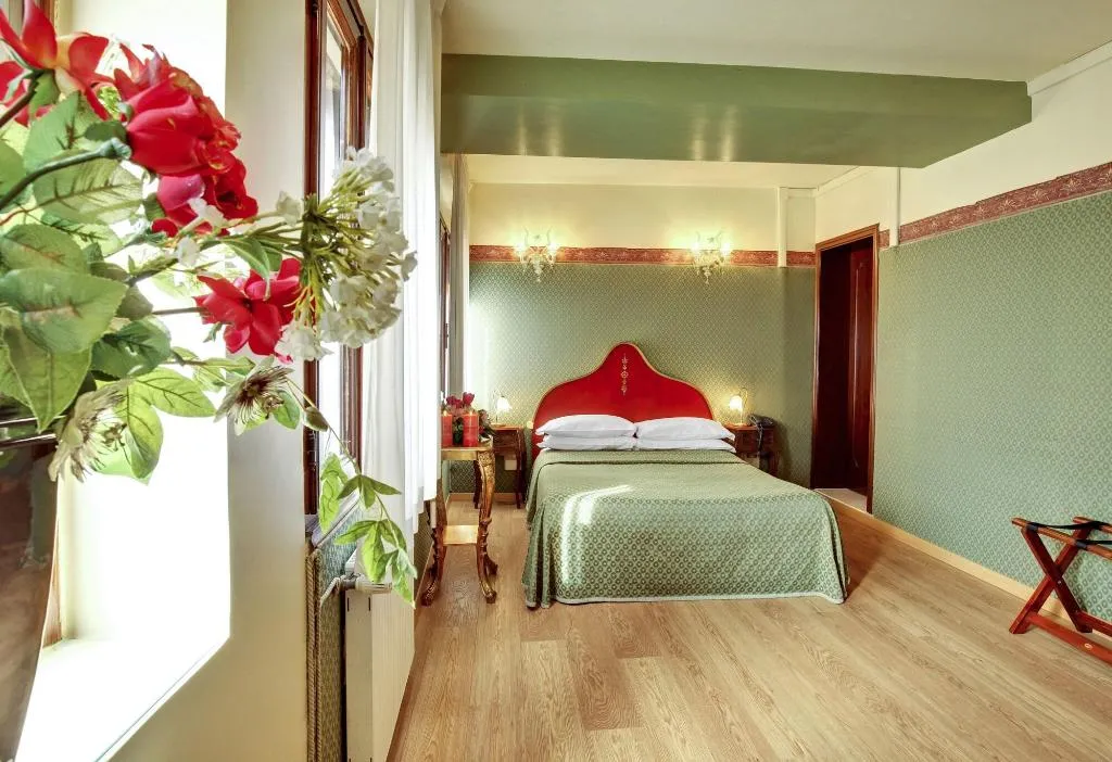 Room, Locanda Antico Fiore, Venice