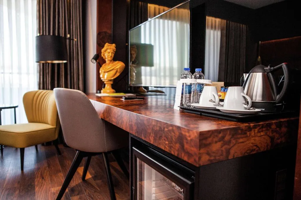 Room, Doubletree By Hilton Izmir Airport, Izmir