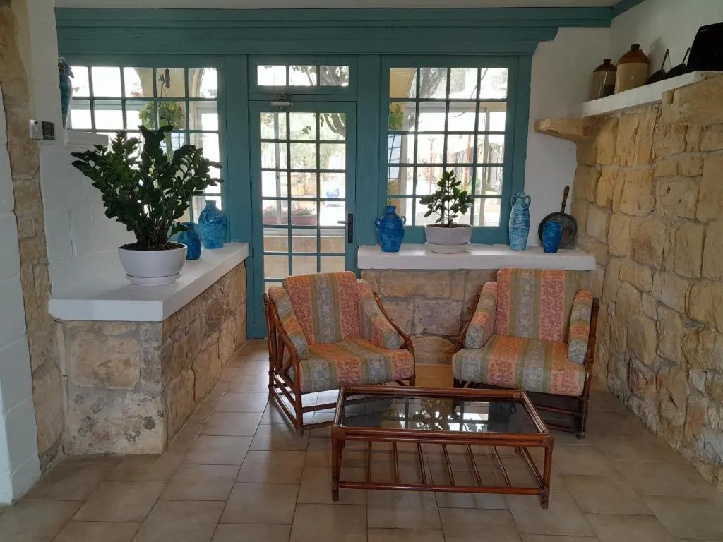 Lobby, Cornucopia, Gozo