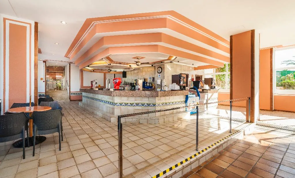 Bar, Globales Samoa, Majorca