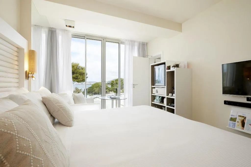 Room, ME Ibiza, Ibiza