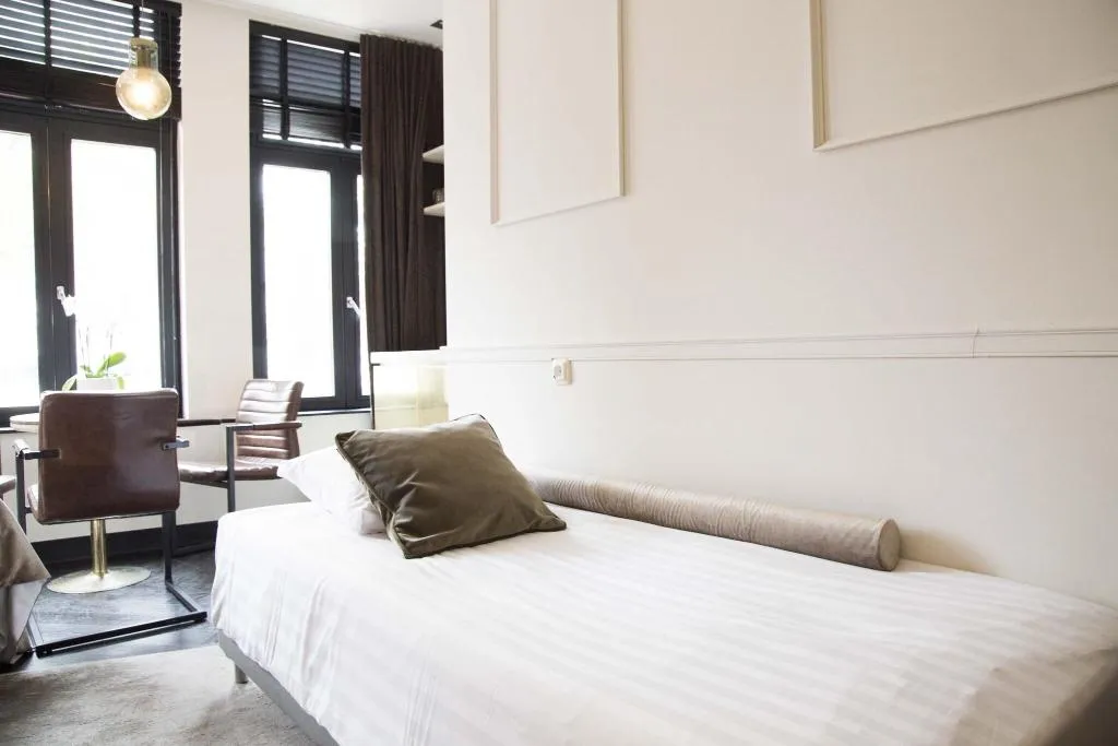 STUDIO WITH DOUBLE BED Room, House Of Amstel, Amsterdam