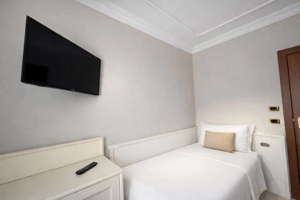 SINGLE STANDARD Room, Hotel President Venice, Venice
