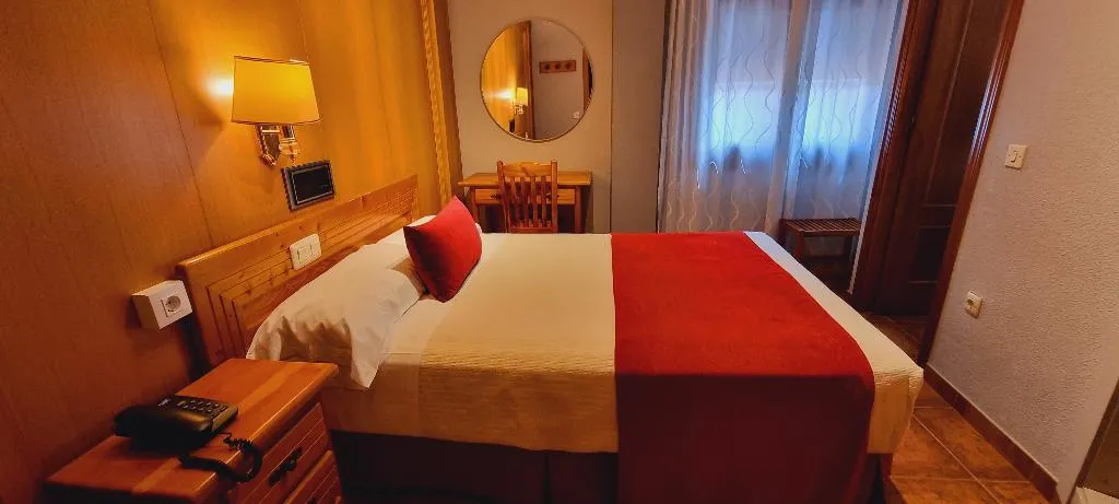 SINGLE STANDARD Room, Hotel Real de Toledo, Madrid
