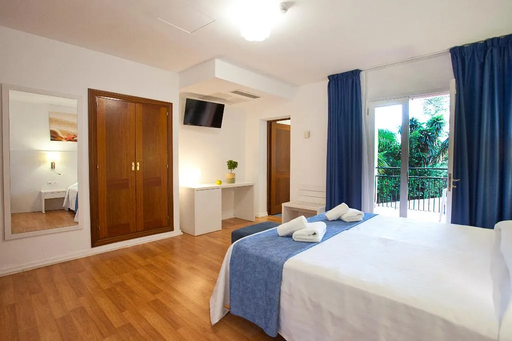 SINGLE WITH BALCONY Room, Hotel Cala Murada, Majorca