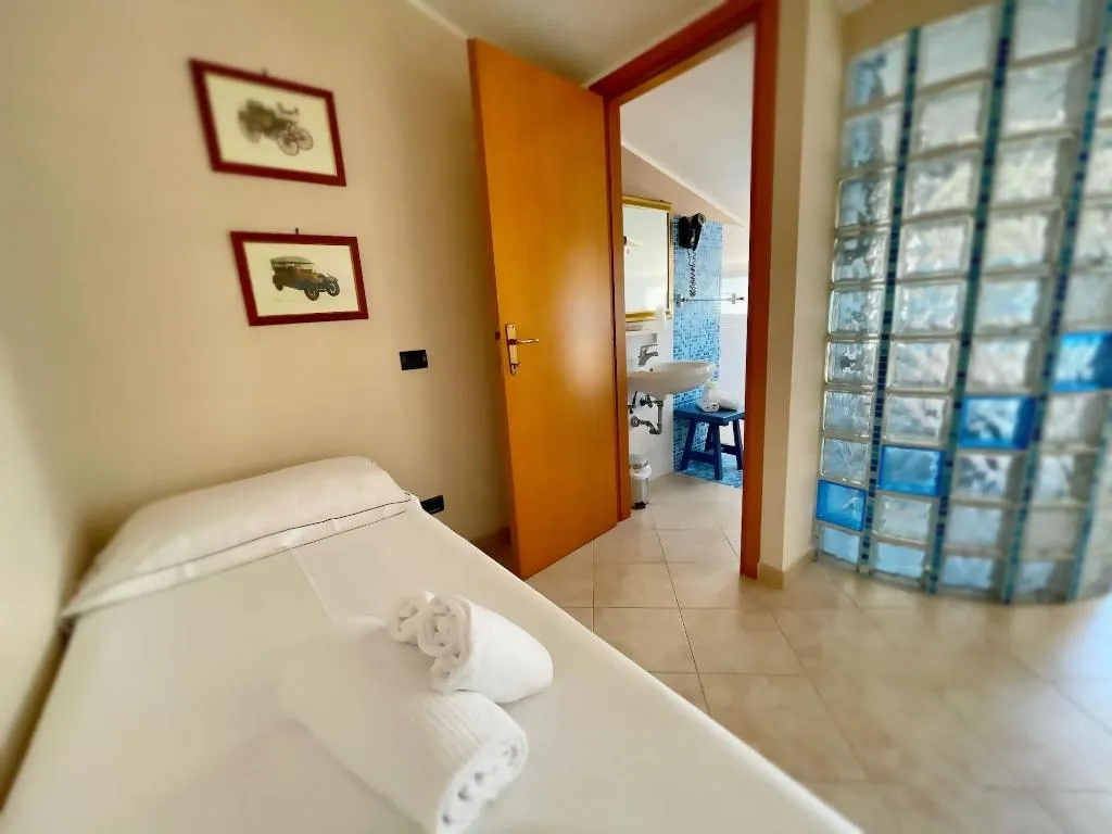 Room, Beauty Hotel & Spa, Rome
