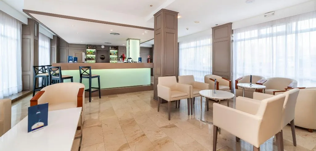 Bar, Globales America, Majorca