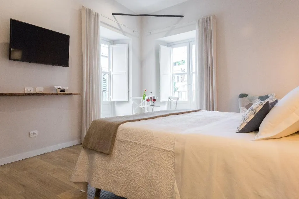 DOUBLE DELUXE Room, Bellaroto Suite, Palermo
