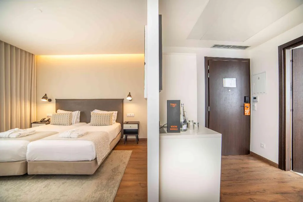 Double or Twin STANDARD Room, VIP Executive Picoas, Lisbon