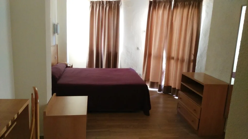 SINGLE STANDARD Room, Kristal, Costa Del Sol