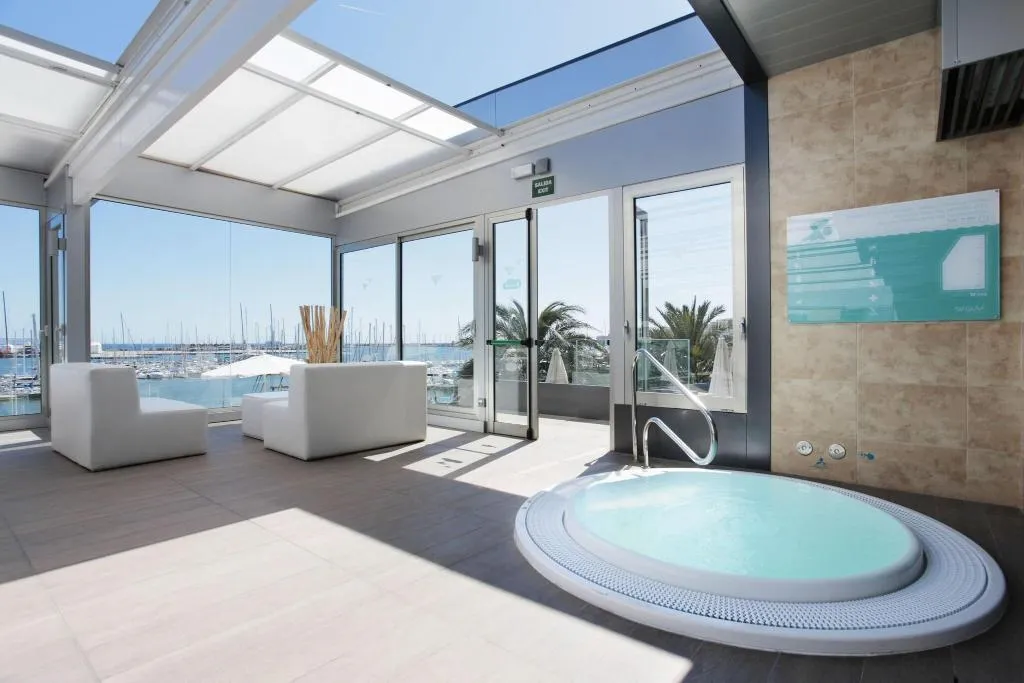 Pool, Costa Azul, Majorca