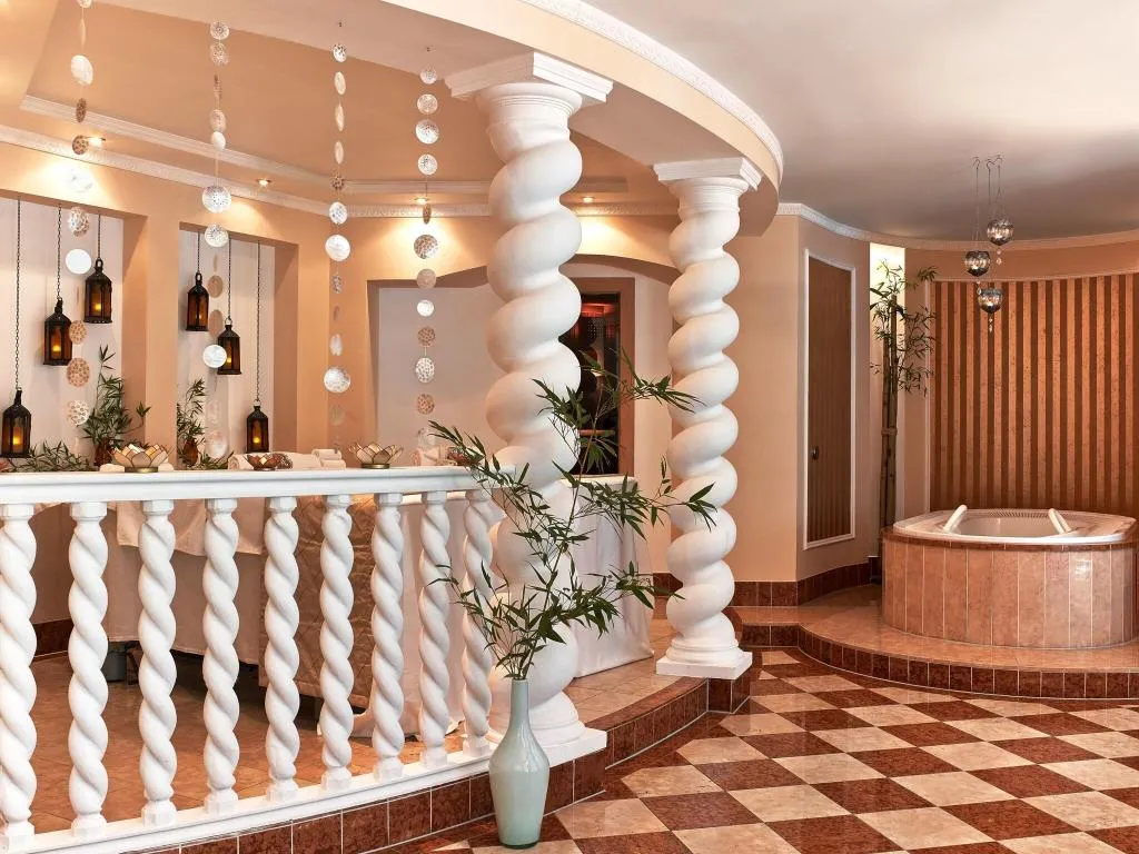 Sports and Entertainment, The St. Regis Mardavall Resort, Majorca