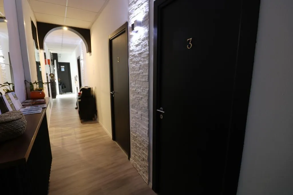 Room, Guest House Minas, Milan
