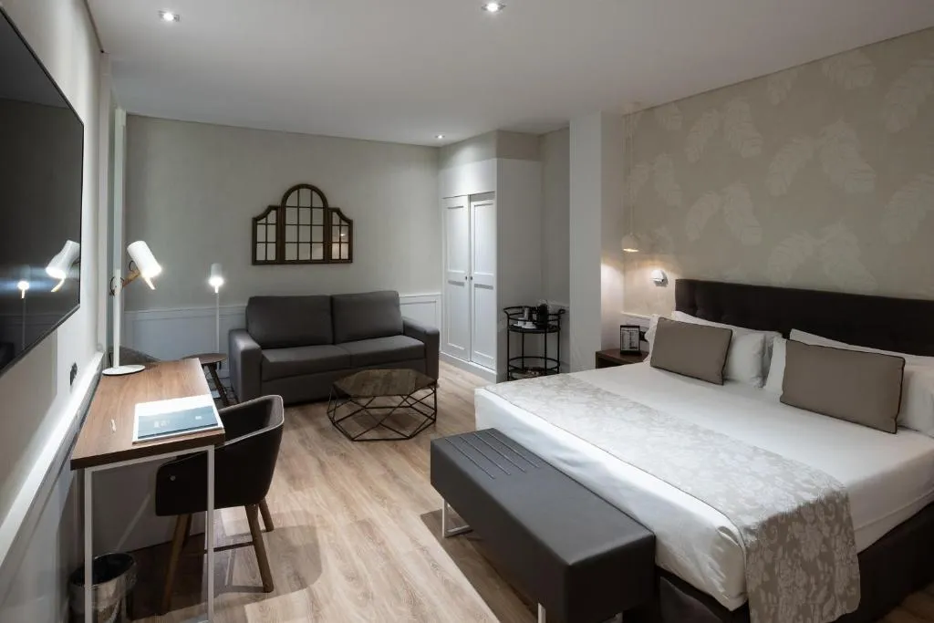Double or Twin SUPERIOR Room, Catalonia Puerta del Sol, Madrid