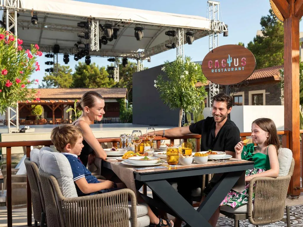 Restaurant, Rixos Premium Tekirova L.O.L ThemePark Free Access, Antalya