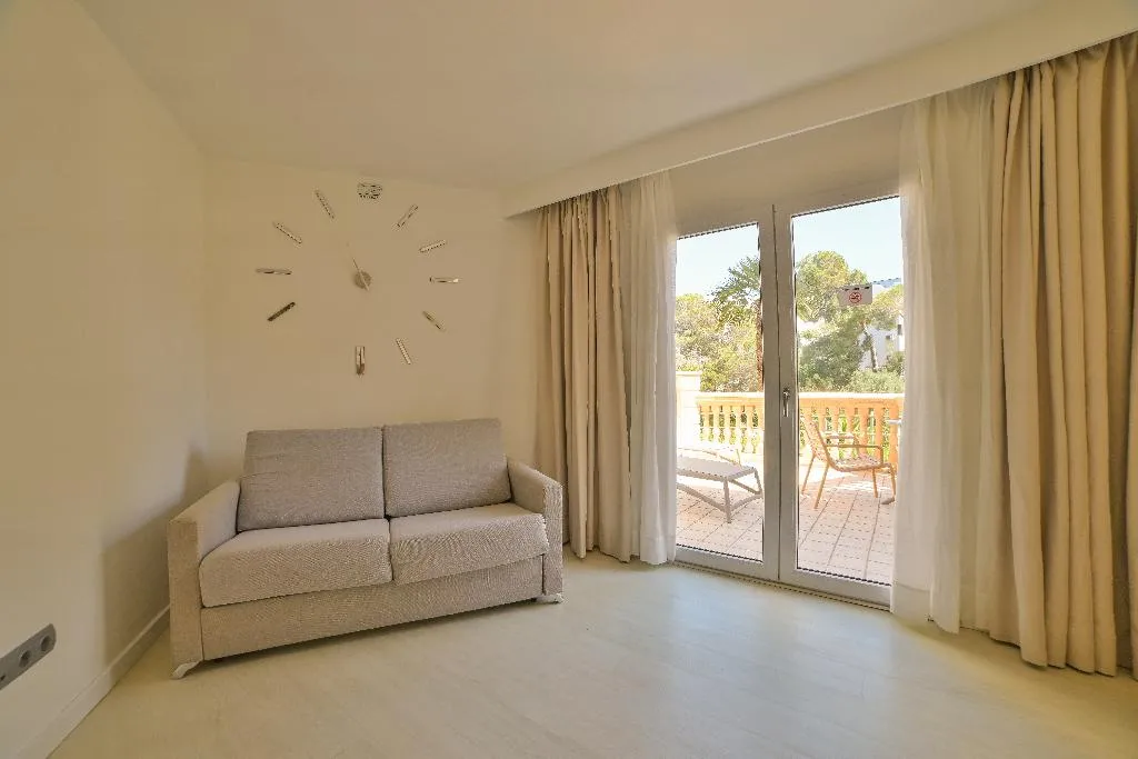 STUDIO SUPERIOR Room, Azul Playa Apartments, Majorca
