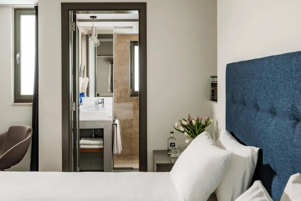 DOUBLE SUPERIOR QUEEN BED Room, 19 Rooms, Malta
