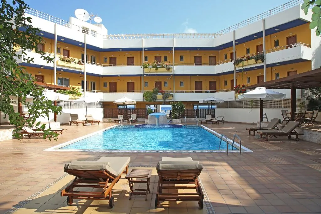 Pool, Sitia Bay, Crete