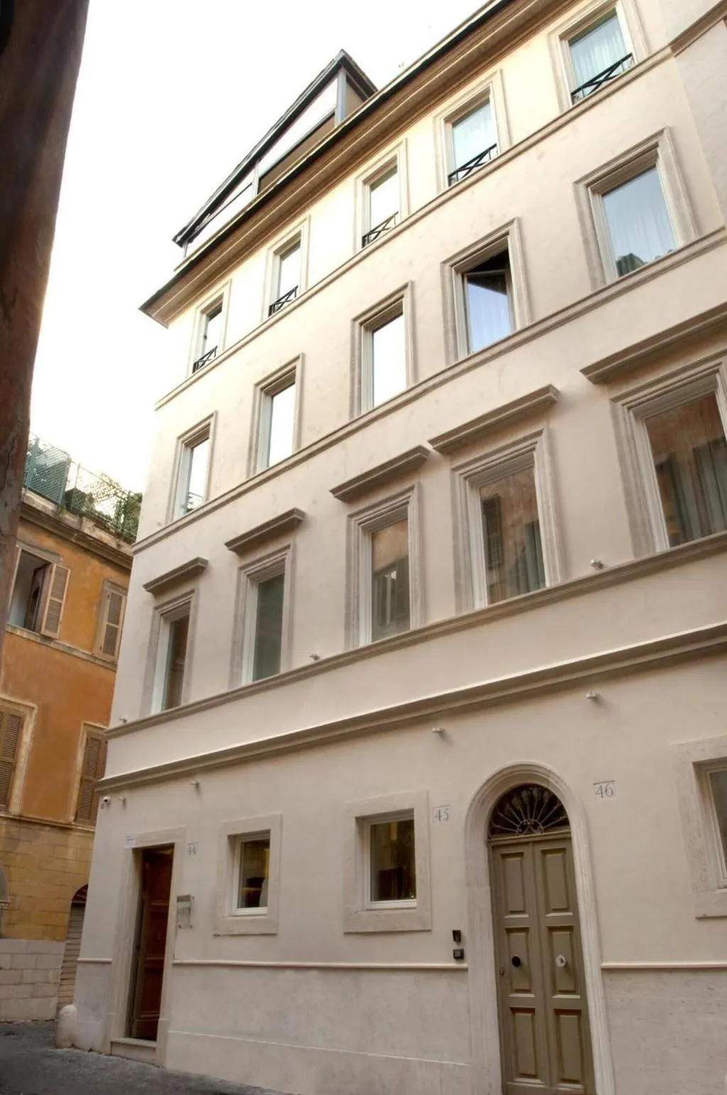 General view, Mood 44, Rome