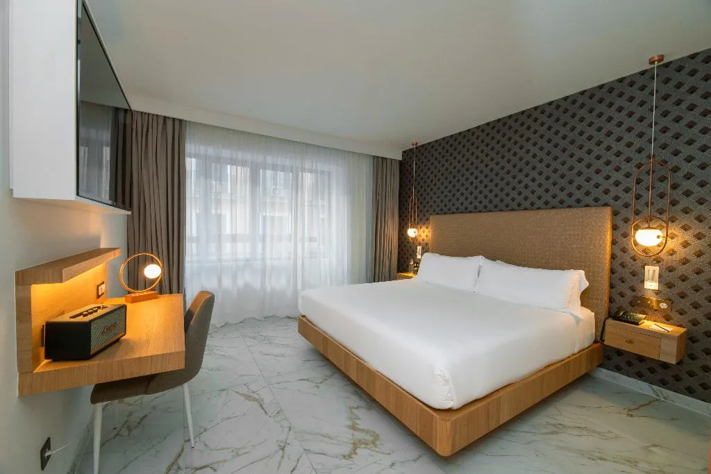 Room, UMusic Hotel Madrid, Madrid
