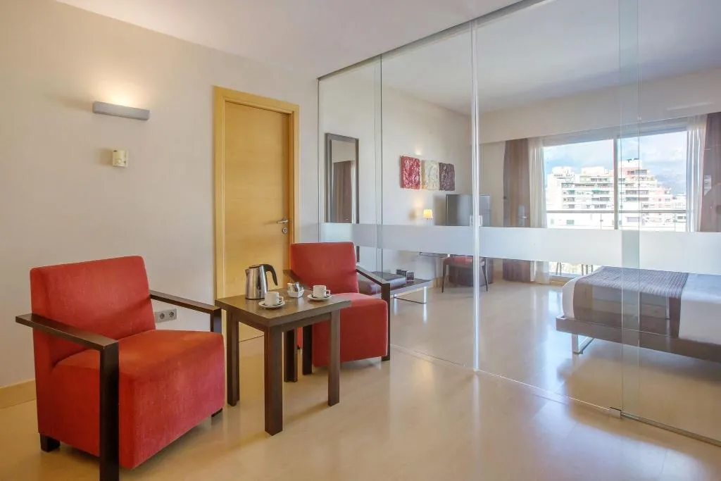 JUNIOR SUITE QUEEN SIZE BED Room, HM Jaime III, Majorca