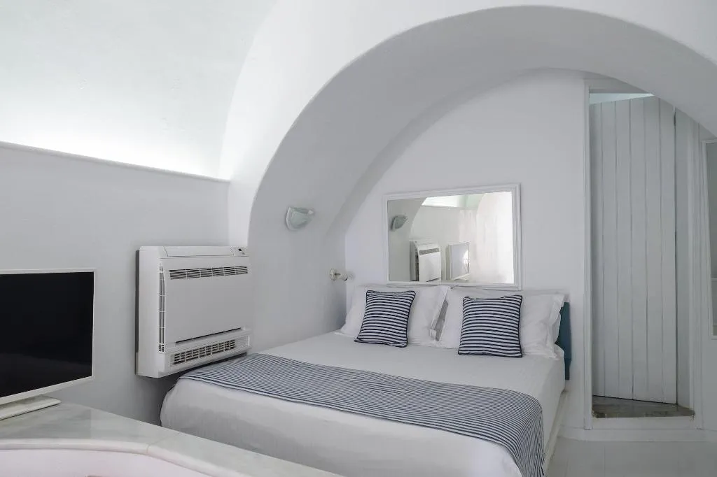 Room, Zenith Blue, Santorini