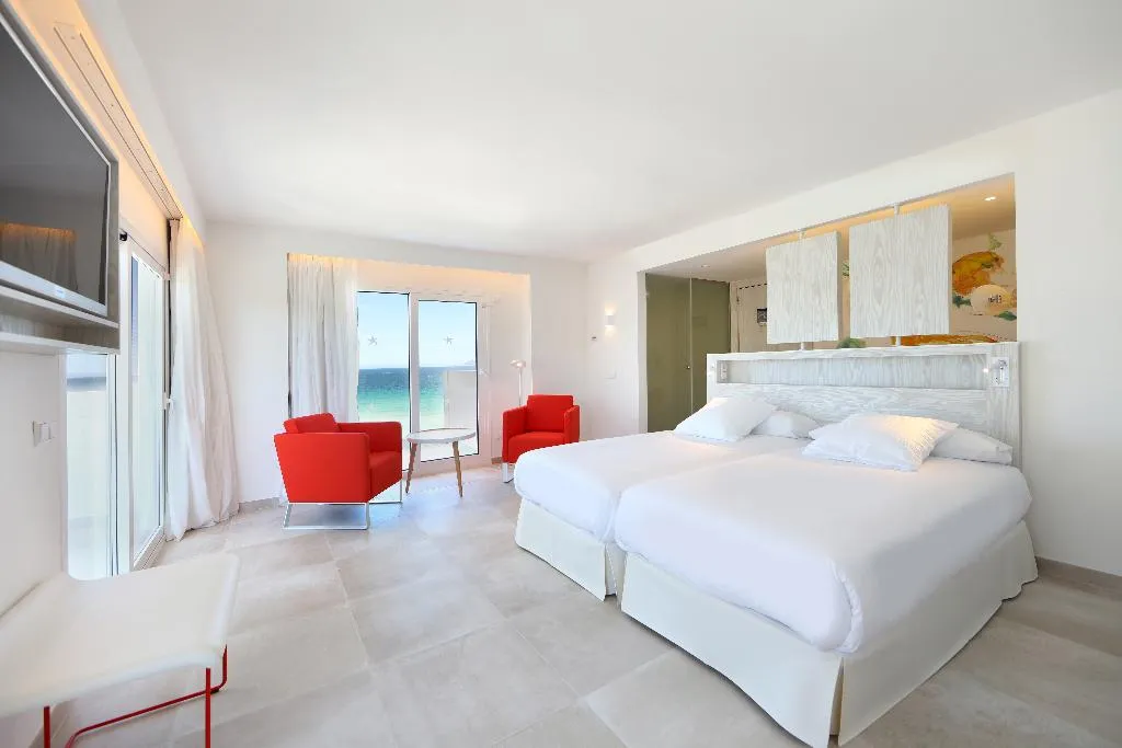 Room, Iberostar Waves Alcudia Park, Majorca