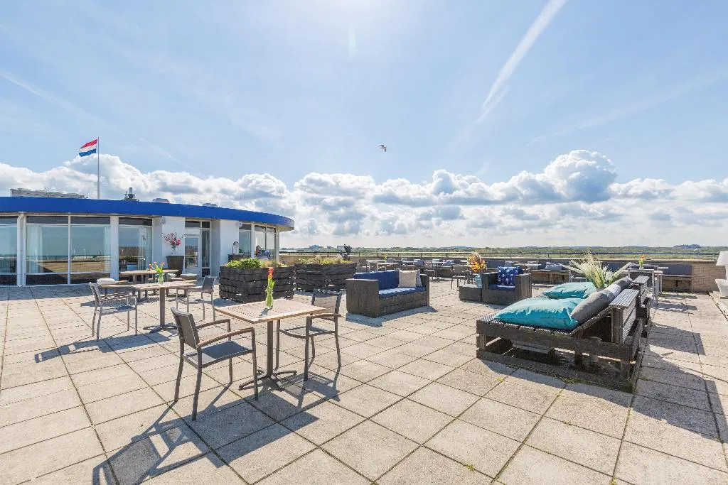 Terrace, Leonardo Hotel IJmuiden Seaport Beach, Amsterdam
