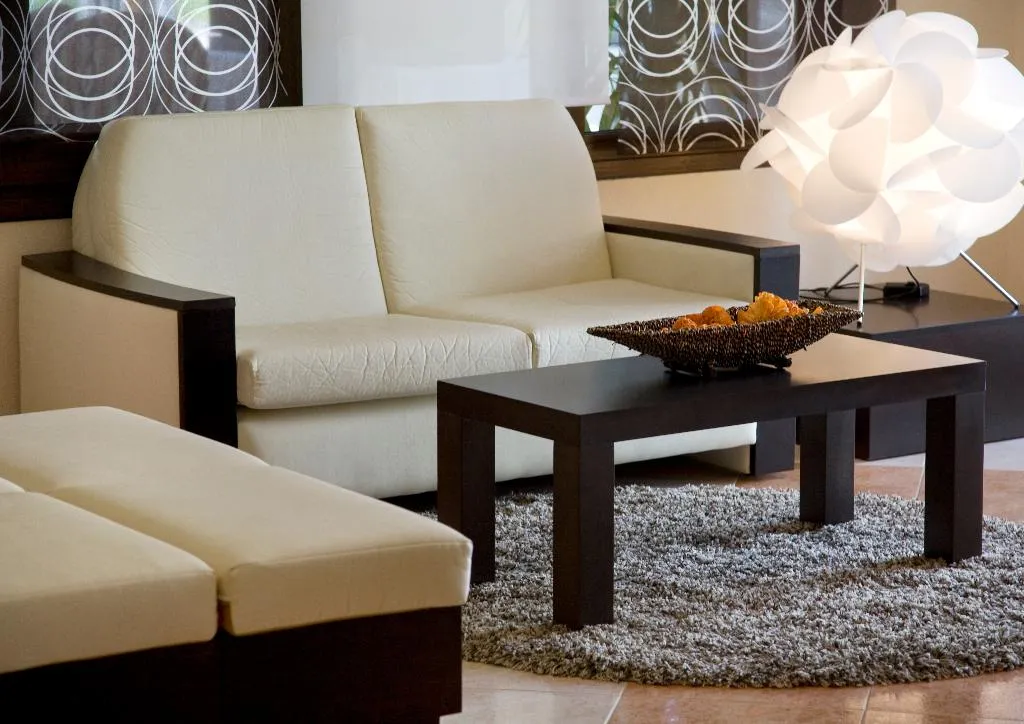 Lobby, Ses Puntetes, Majorca