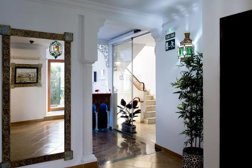 Lobby, Hostal Alhambra, Costa Del Sol