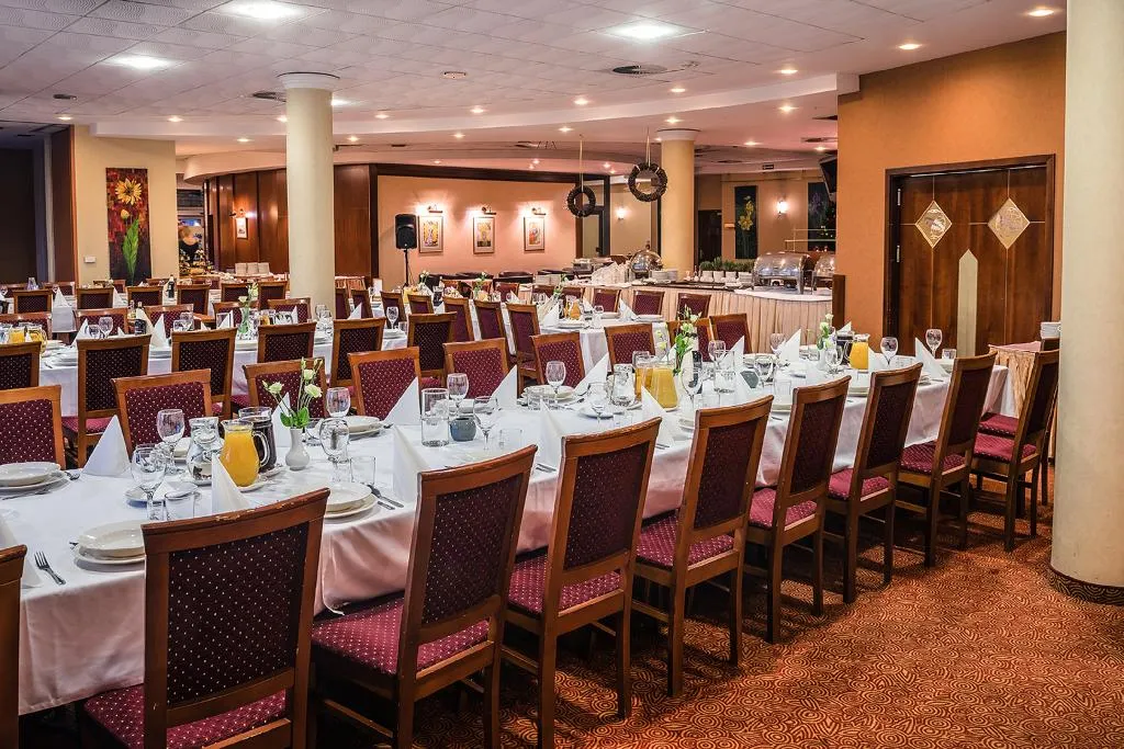 Restaurant, Sympozjum Hotel & Spa, Krakow
