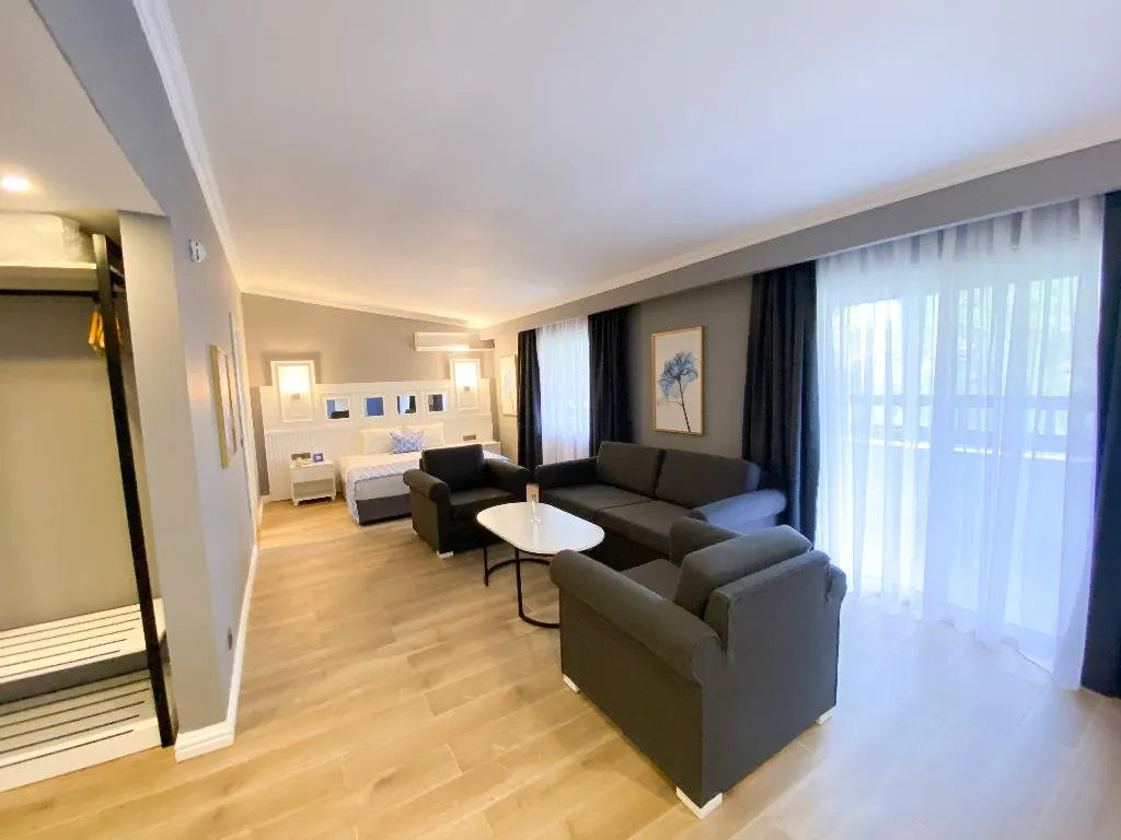 SUITE STANDARD Room, Gypsophila Club Marine, Antalya