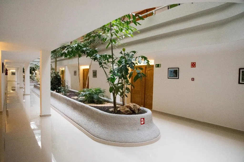 TRIPLE STANDARD Room, Hotel San Carlos, Costa Brava