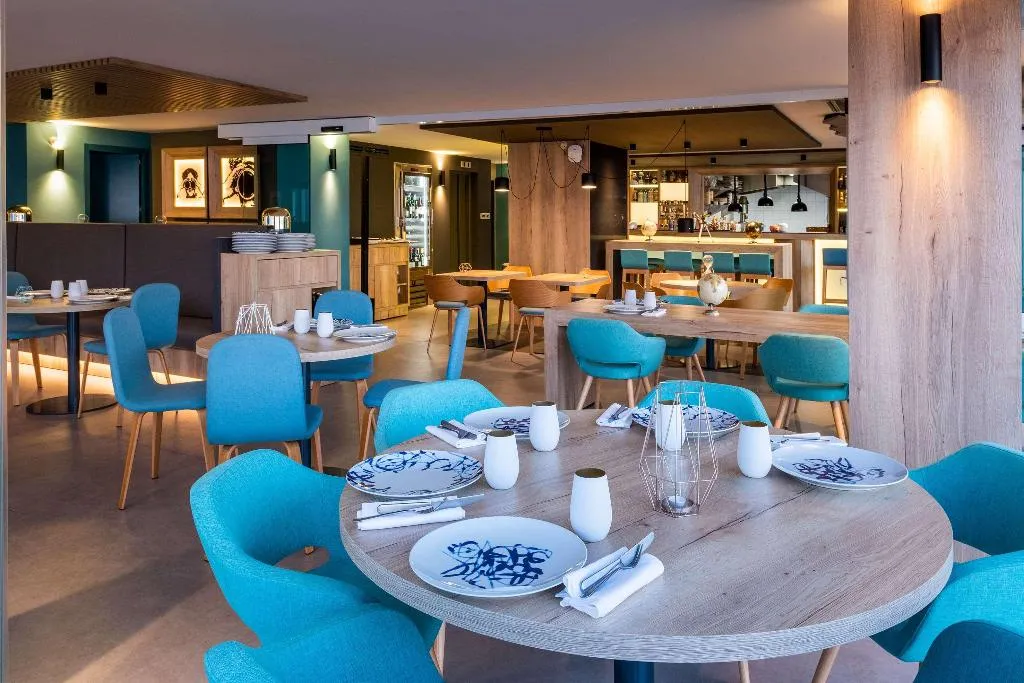 Restaurant, Hotel Alicante Gran Sol Affiliated by Melia, Costa Blanca