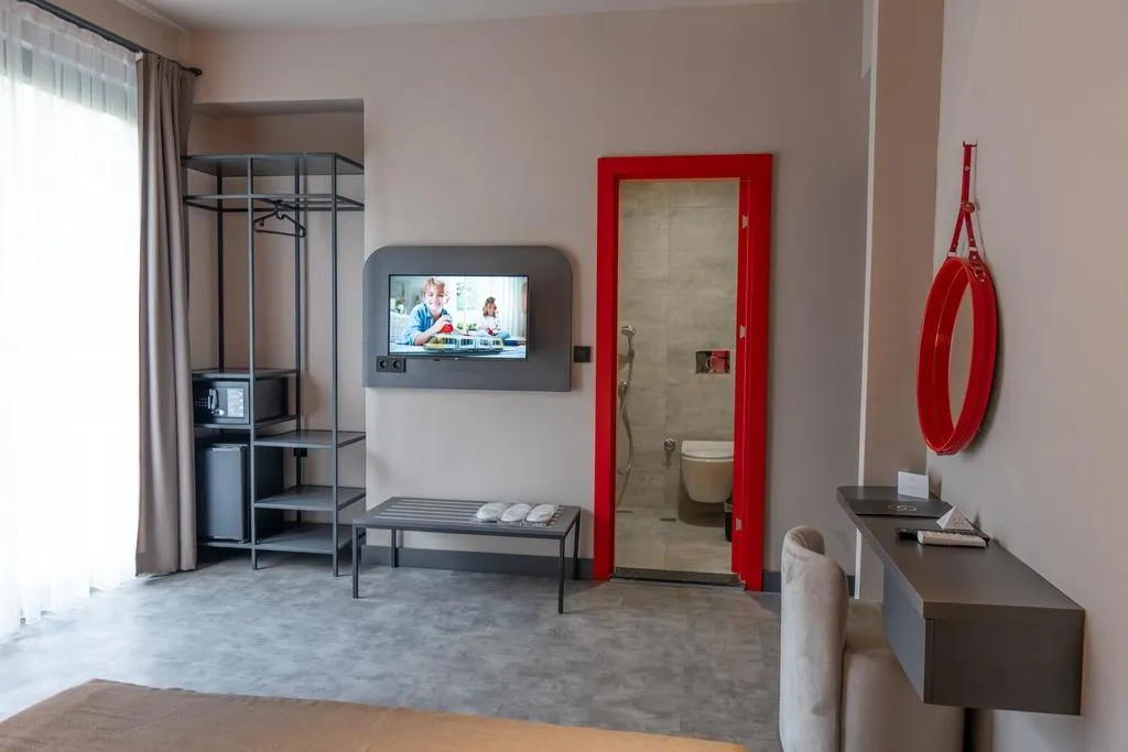 Room, Golden Sun, Antalya