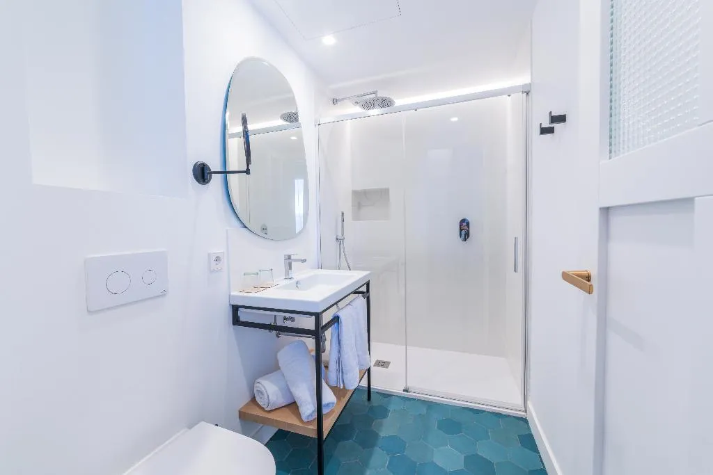 Room, Nou Baleares, Majorca