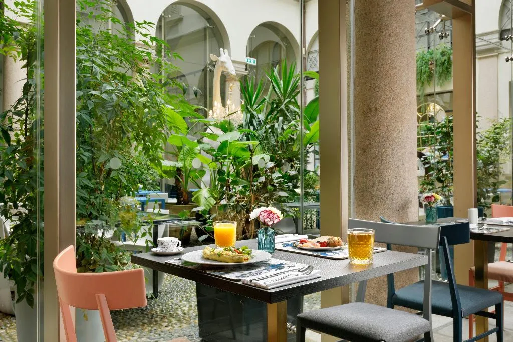 Restaurant, Hotel Indigo Milan - Corso Monforte, Milan