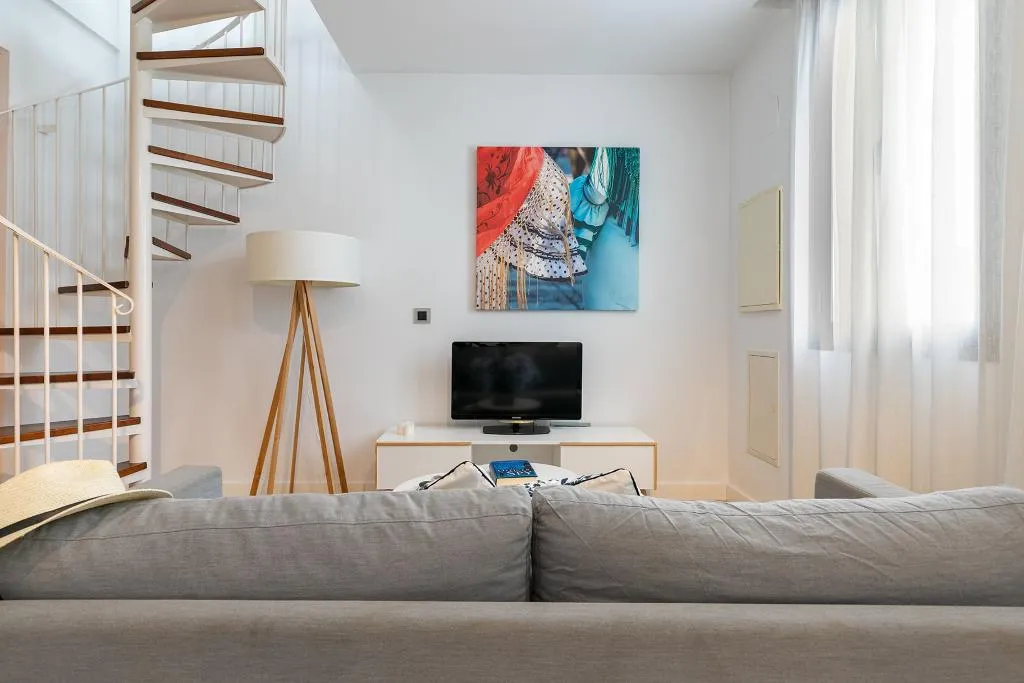 APARTMENT DUPLEX Room, Holiday Rentals Tempa Museo, Seville