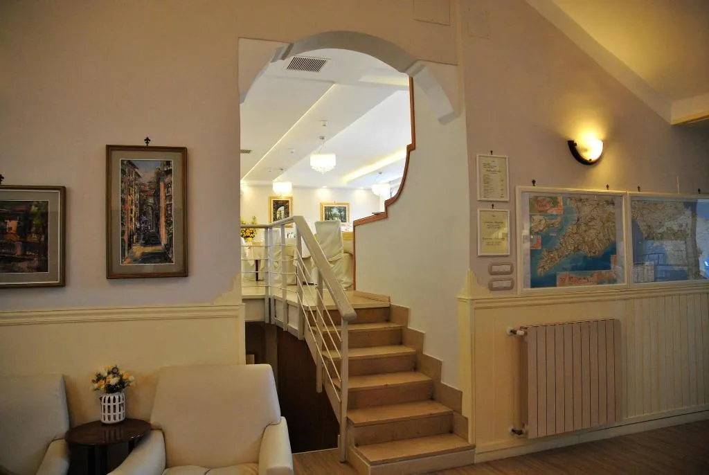 Lobby, Villa Fiorita, Naples
