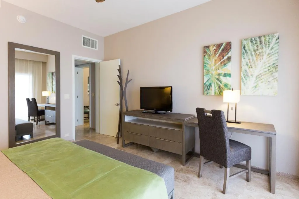 SUITE ONE BEDROOM Room, Holiday Inn Club Vacations The Royal Sands All Inc, Cancun Area