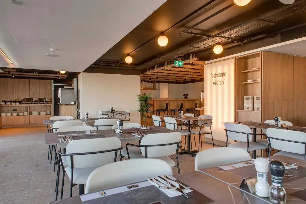 Restaurant, Noru Hotel, Malta