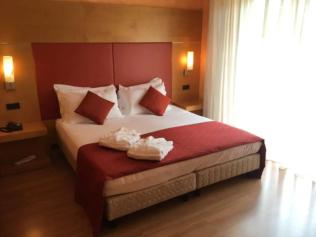 Room, Plus Welcome Milano, Milan
