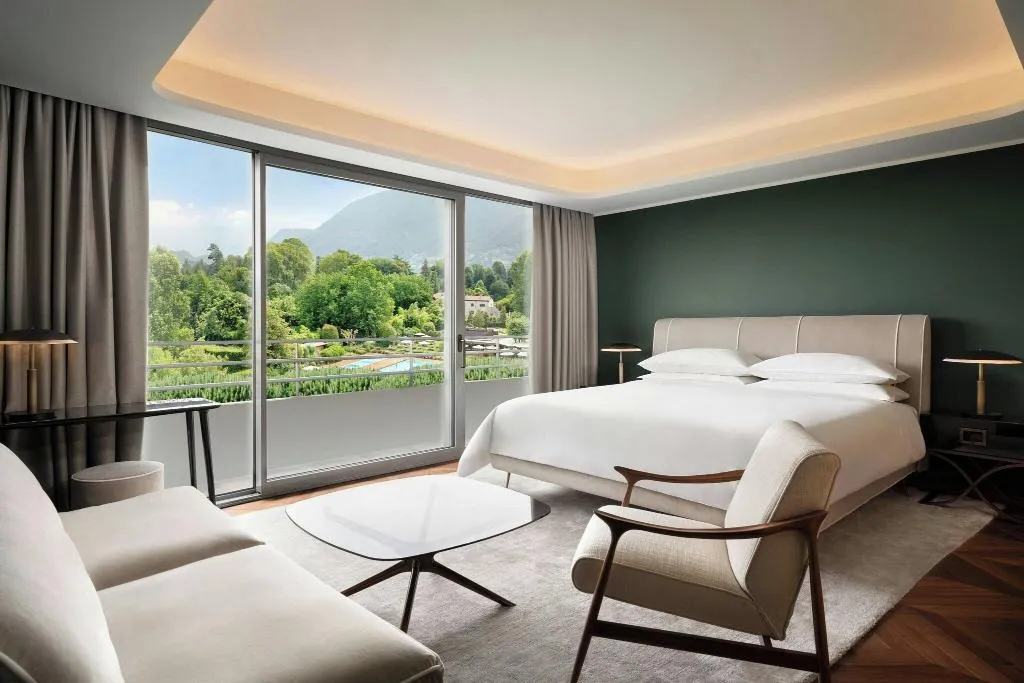JUNIOR SUITE KING BED ONE BEDROOM  Room, Sheraton Lake Como, Milan