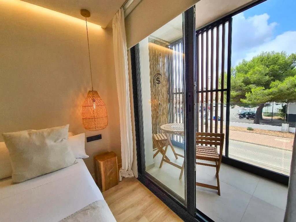 Double or Twin STANDARD Room, S´Estancia Suites, Menorca