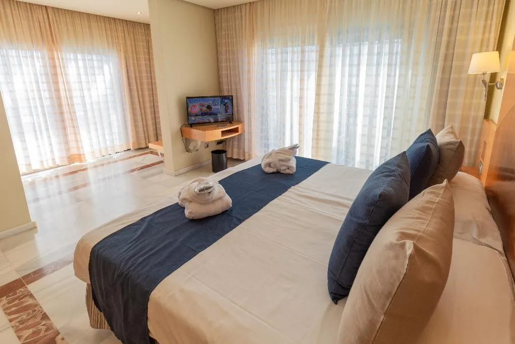 FAMILY ROOM STANDARD Room, R2 Pajara Beach, Fuerteventura