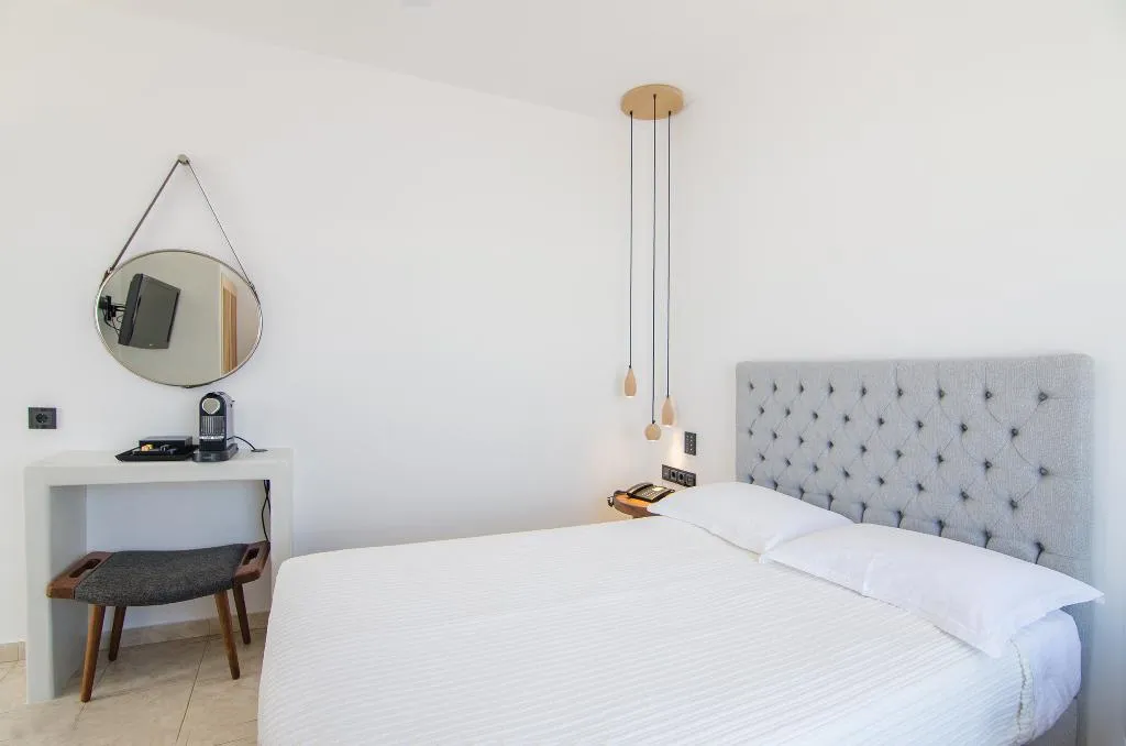 SINGLE STANDARD Room, Lofos Village, Santorini
