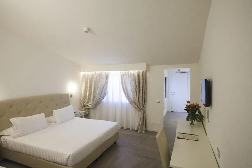 Room, Accademia, Florence
