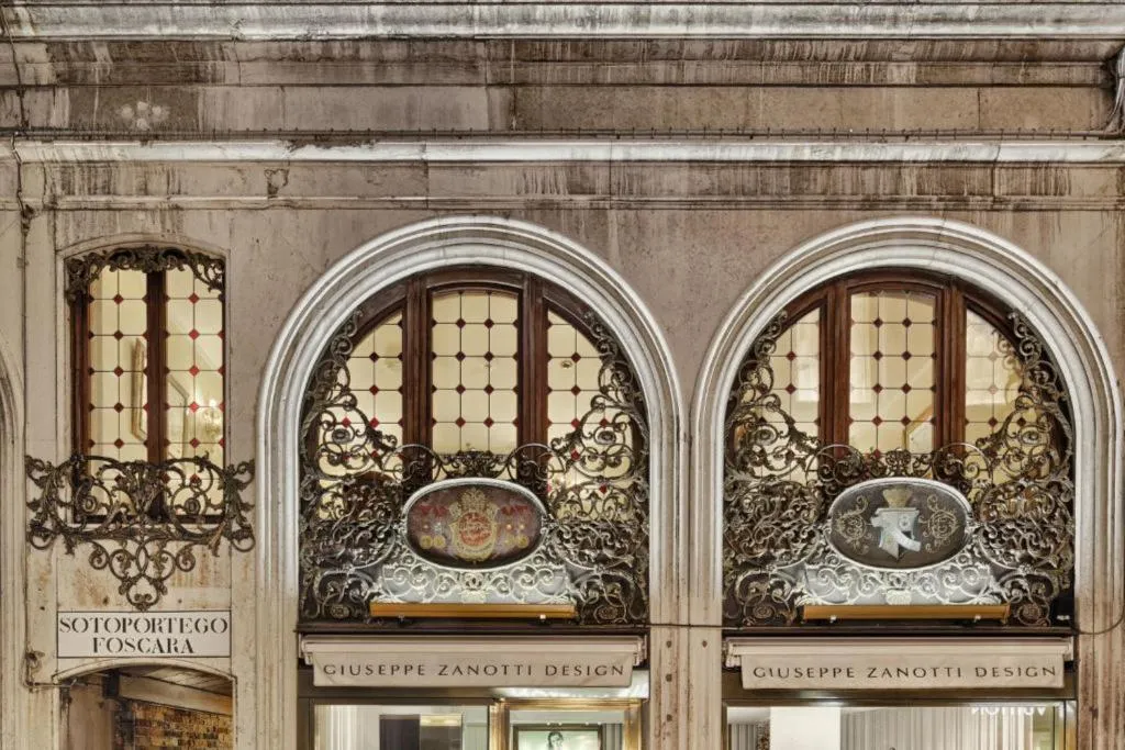 Lobby, Firenze, Venice