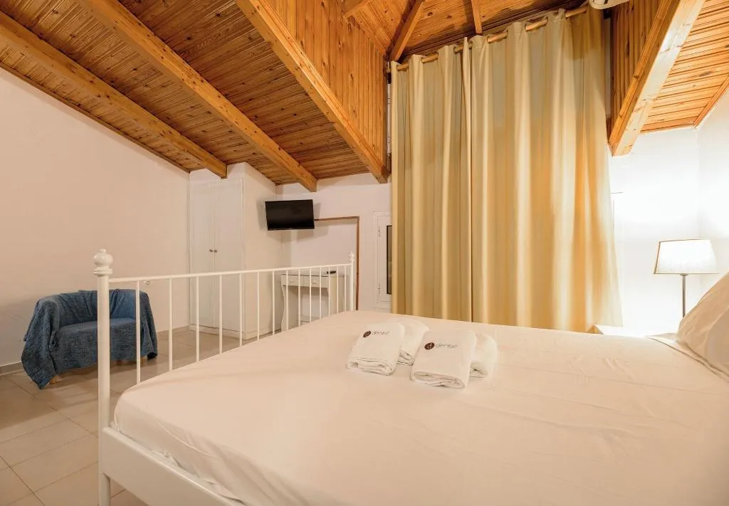 Room, Denise Studios & Apartments, Zante