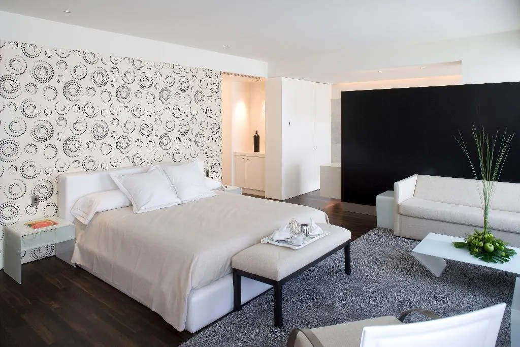 DOUBLE SUPERIOR Room, Parador de Alcala de Henares, Madrid